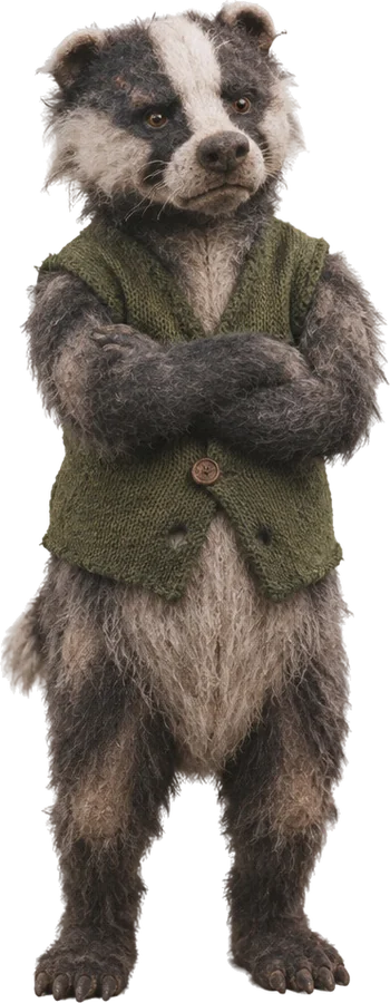 Old Furze, badger tua bersweter rajut hijau, berdiri bersedekap dan cemberut.
